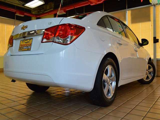 2013 Chevrolet Cruze 1LT Auto 4dr Sedan W/1sd